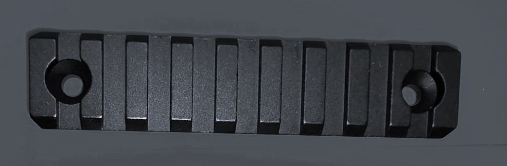 A real photo din Sina RIS 4 inch M-Lok Vector Optics by Solo (2)