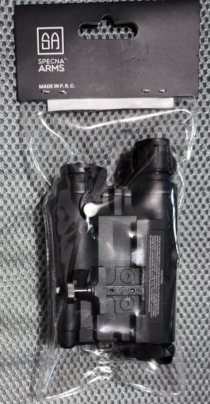 A real photo din Cutie acumulator PEQ15 Specna Arms by Andy (4)