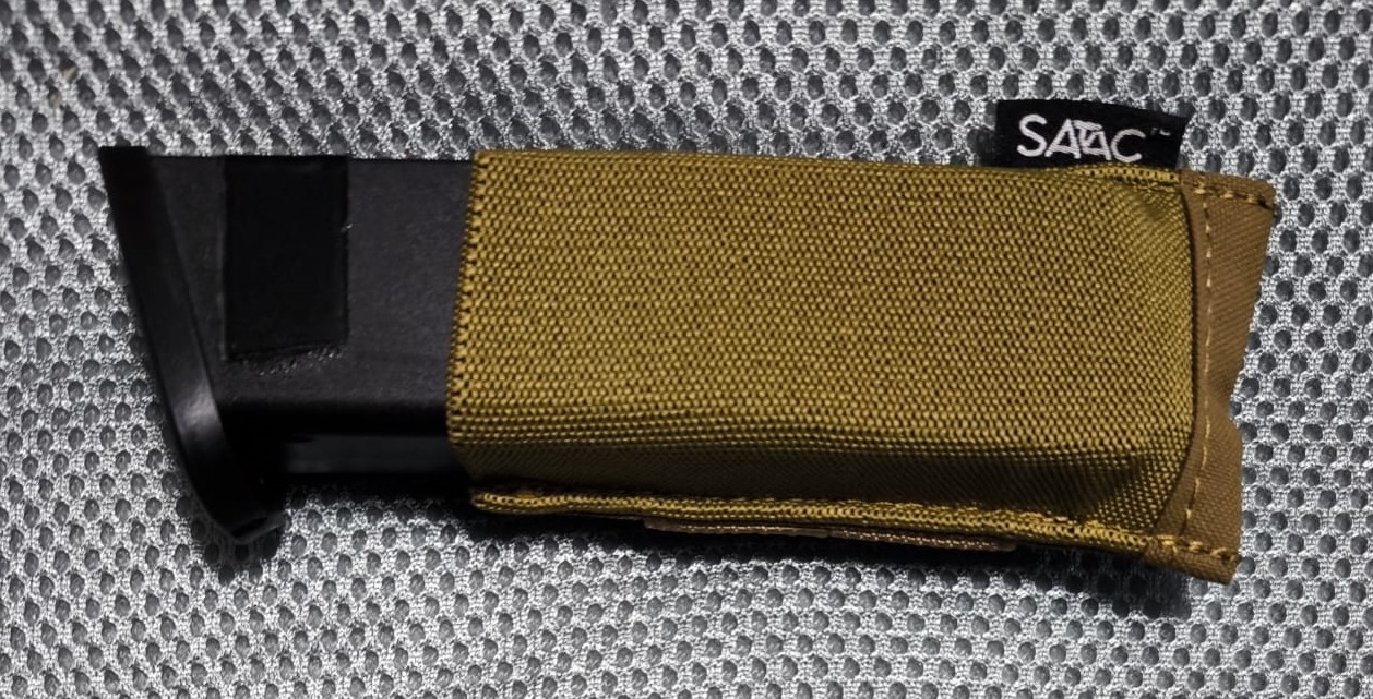 A real photo din Portincarcator single pistol Specna Arms Tan by Andy (5)