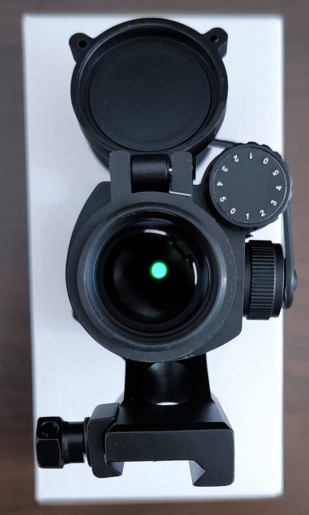 A real photo din Red Dot Battle Reflex Theta Optics by Cosmin (2)