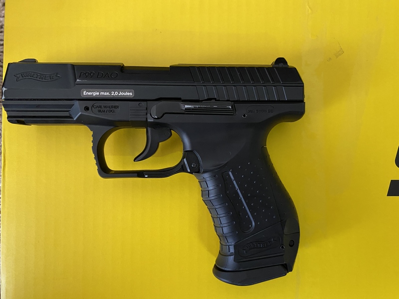 A real photo din Walther P99 DAO CO2 Umarex by Daniel Ivan (2)