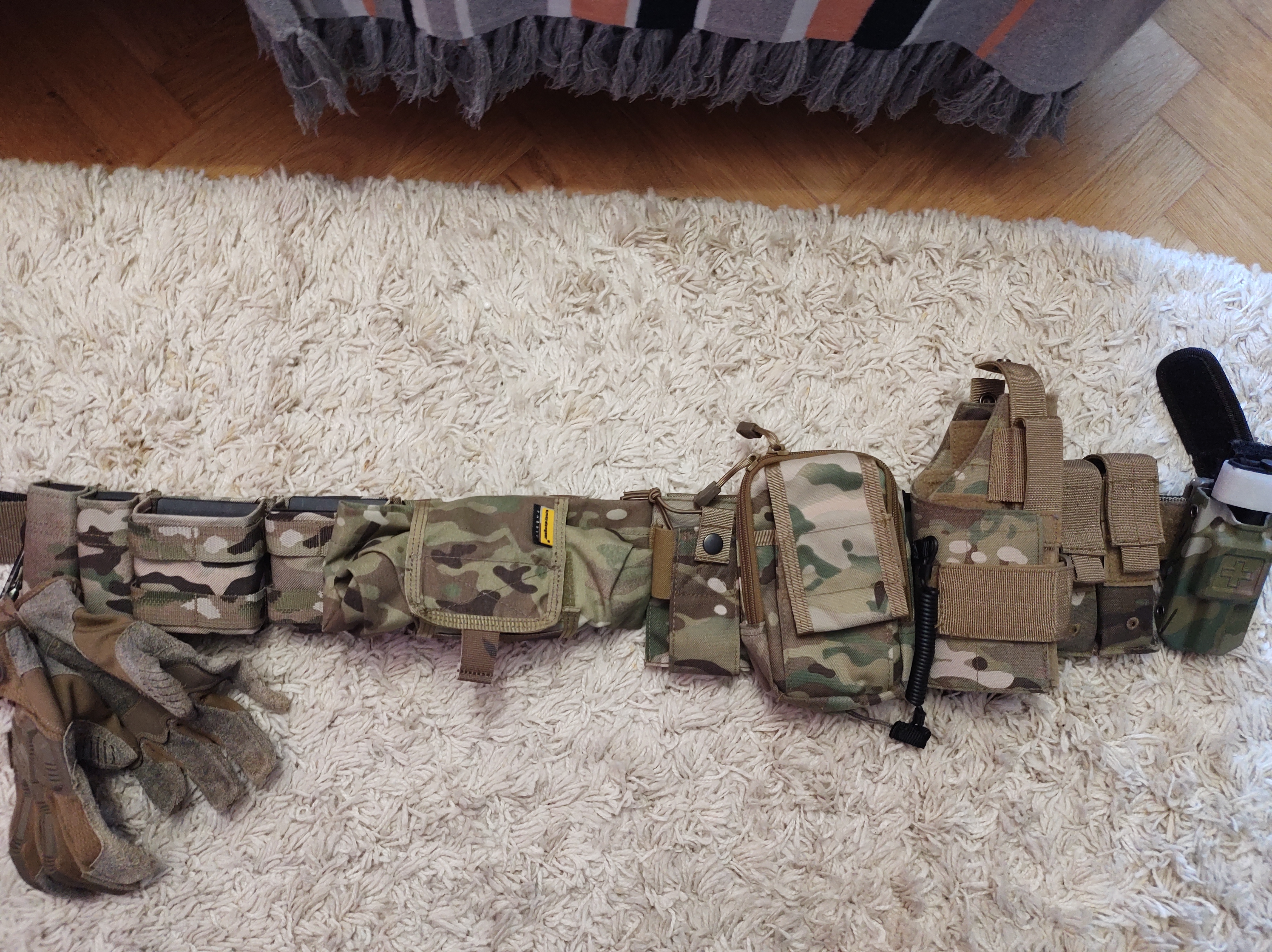 A real photo din Port utilitar statie Multicam by Alx (2)